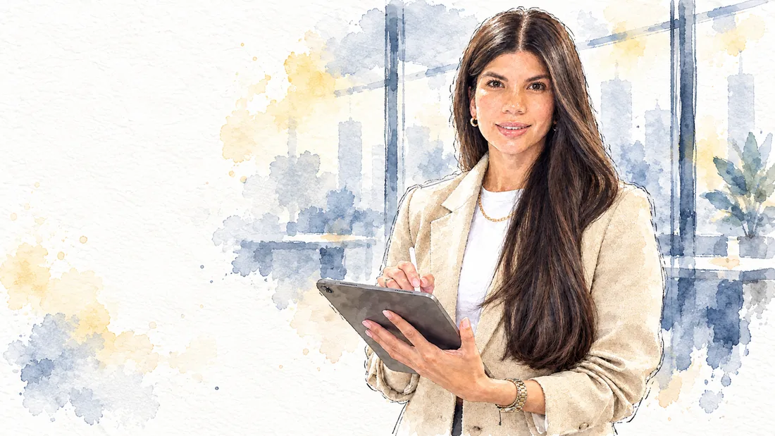 Acuarela de Shir Ladino, planificadora financiera, con blazer beige anotando en una tablet frente a una ventana con la ciudad detrás